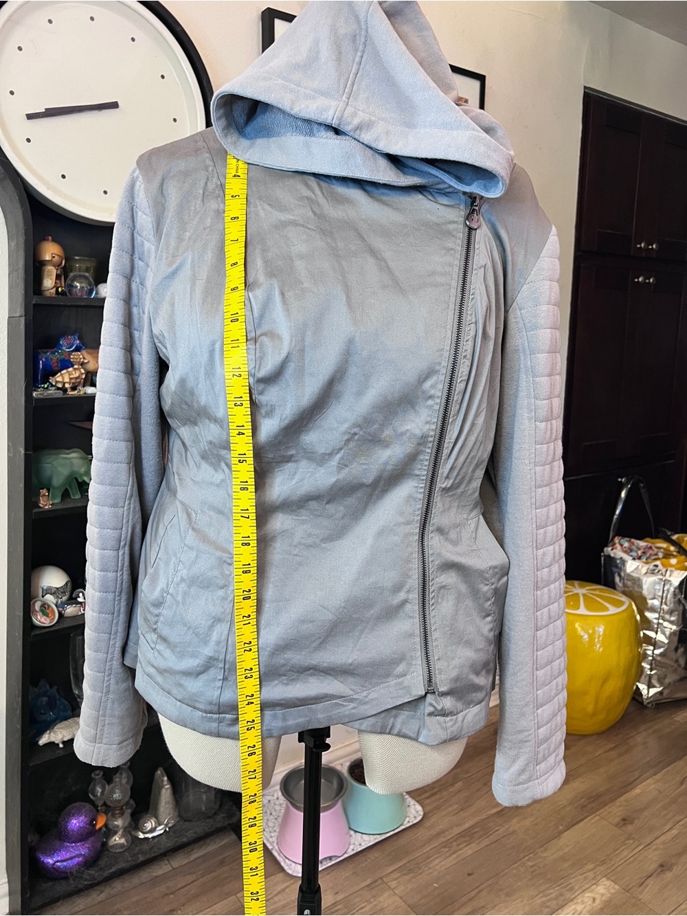 Light Gray Asymmetric Star Wars Her Universe Zip Women's Jacket - Picture 6 of 8